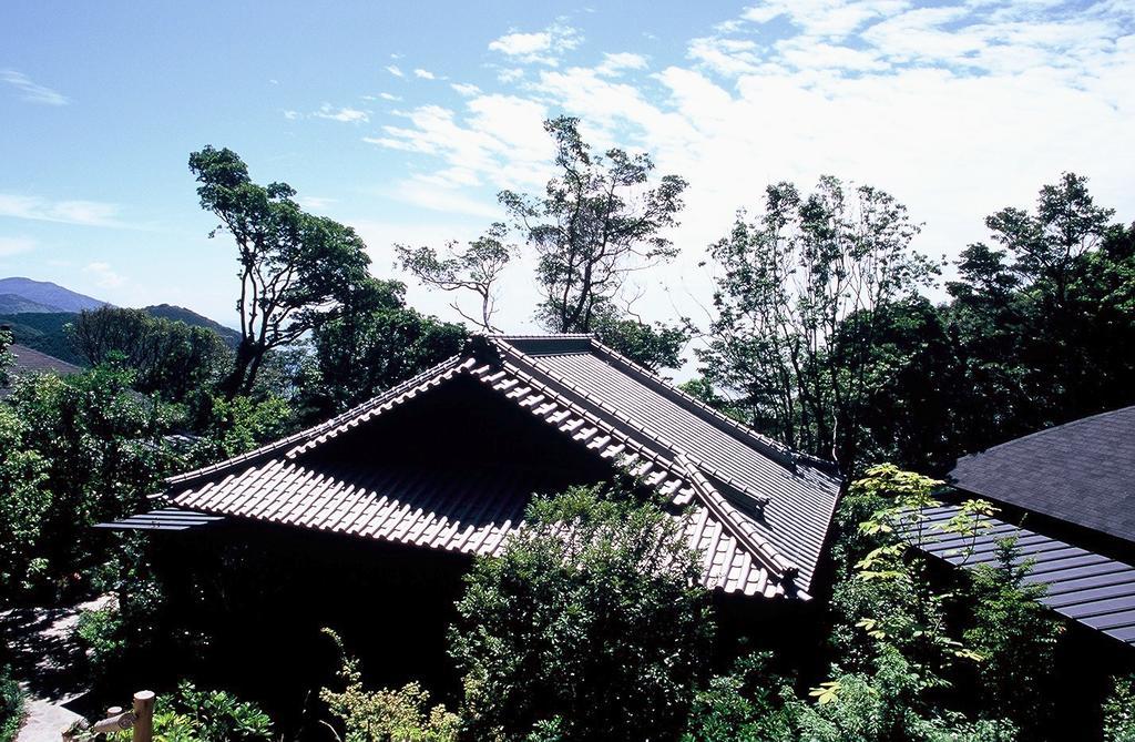 Ishiyama Rikyu Gosoku No Kutsu Hotel Amakusa  Esterno foto