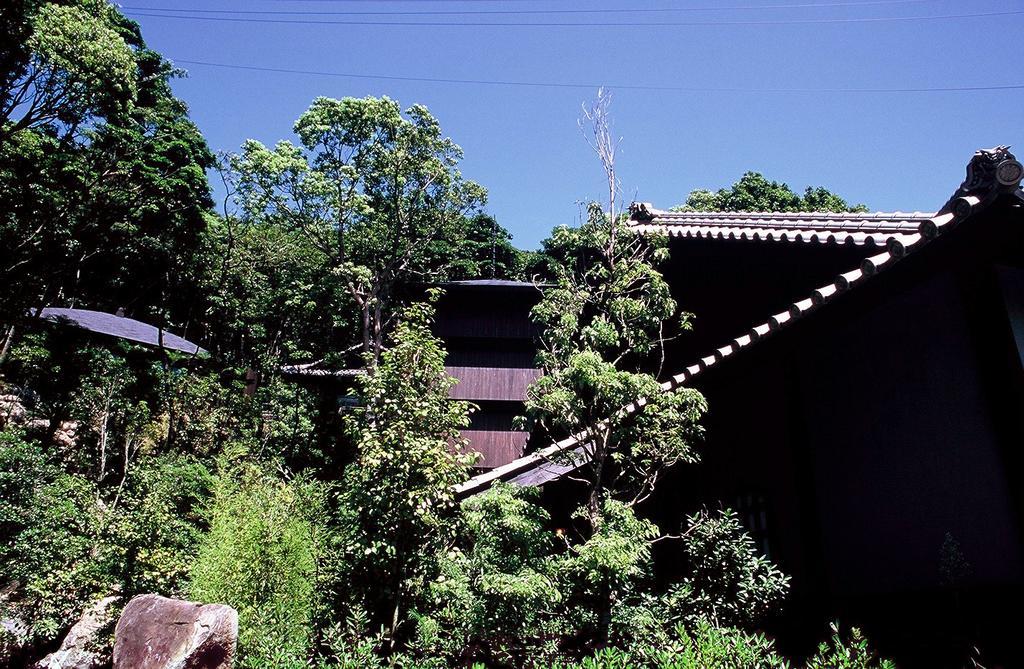 Ishiyama Rikyu Gosoku No Kutsu Hotel Amakusa  Esterno foto